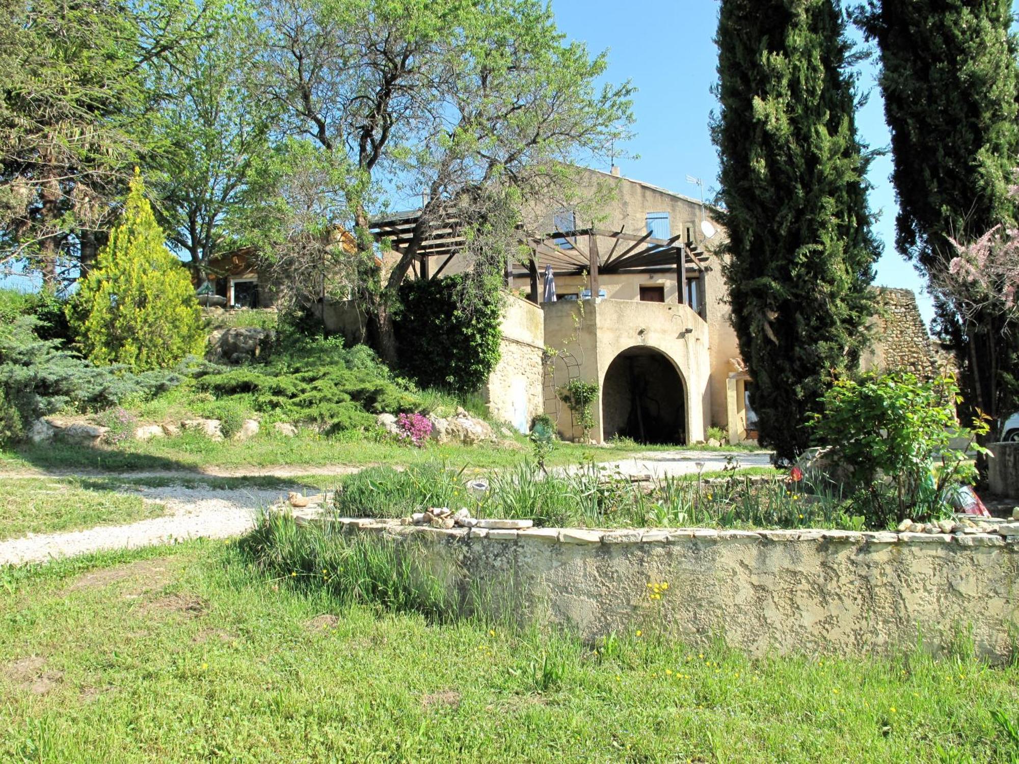 Bed and Breakfast Le Grand Saint Paul Rognes Экстерьер фото